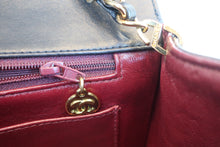 Load image into Gallery viewer, CHANEL Diana matelasse chain shoulder bag Lambskin Black/Gold hadware Shoulder bag 800050025