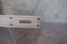 Load image into Gallery viewer, HERMES BIRKIN 30 Clemence leather White □L Engraving Hand bag 700120051