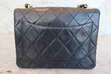 將圖片載入圖庫檢視器 CHANEL/シャネル ミニマトラッセシングルフラップチェーンショルダーバッグ ラムスキン ブラック/ゴールド金具 ショルダーバッグ 800050008