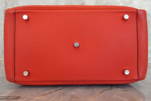 將圖片載入圖庫檢視器 HERMES/エルメス リンディ30 ヴォースイフト カプシーヌ T刻印 ショルダーバッグ 700020033