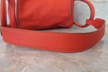 將圖片載入圖庫檢視器 HERMES/エルメス リンディ30 ヴォースイフト カプシーヌ T刻印 ショルダーバッグ 700020033
