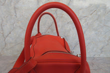 將圖片載入圖庫檢視器 HERMES/エルメス リンディ30 ヴォースイフト カプシーヌ T刻印 ショルダーバッグ 700020033
