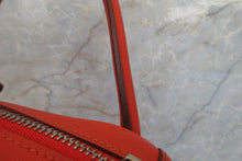 將圖片載入圖庫檢視器 HERMES/エルメス リンディ30 ヴォースイフト カプシーヌ T刻印 ショルダーバッグ 700020033