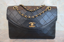 將圖片載入圖庫檢視器 CHANEL/シャネル マトラッセチェーンショルダーバッグ ラムスキン ブラック/ゴールド金具 ショルダーバッグ 800050112