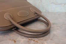 将图片加载到图库查看器,HERMES/BOLIDE 31 Clemence leather Etoupe gray □N刻印 Shoulder bag 800060155