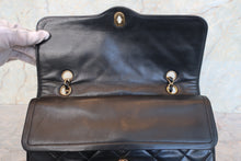 画像をギャラリービューアに読み込む, CHANEL/シャネル パリ限定マトラッセダブルフラップチェーンショルダーバッグ ラムスキン ブラック/ゴールド金具 ショルダーバッグ 700110006