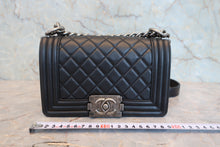 画像をギャラリービューアに読み込む, CHANEL/シャネル ボーイシャネルチェーンショルダーバッグ ラムスキン ブラック/シルバー金具 ショルダーバッグ 800090001