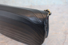将图片加载到图库查看器,CHANEL/香奈儿 经典双C 链条包 羊皮 Black/Gold hadware(黑色/金色金属) 肩背包 800040028