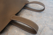 画像をギャラリービューアに読み込む, HERMES/エルメス ピコタンロックMM トリヨンクレマンス エトゥープ B刻印 ハンドバッグ 800010129