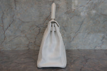Load image into Gallery viewer, HERMES KELLY 28 Clemence leather White □I Engraving Shoulder bag 700080133