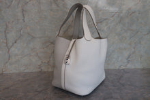 画像をギャラリービューアに読み込む, HERMES/エルメス ピコタンロックカザックMM トリヨンクレマンス ホワイト/パールグレー □P刻印 ハンドバッグ 800010096