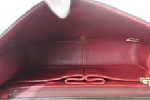 Load image into Gallery viewer, CHANEL Matelasse chain shoulder bag Lambskin Black/Gold hadware Shoulder bag 700120093