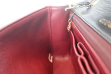 Load image into Gallery viewer, CHANEL Matelasse chain shoulder bag Lambskin Black/Gold hadware Shoulder bag 700120093