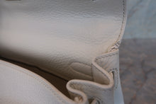 Load image into Gallery viewer, HERMES KELLY 28 Clemence leather White □I Engraving Shoulder bag 700080133