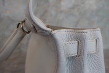 Load image into Gallery viewer, HERMES KELLY 28 Clemence leather White □I Engraving Shoulder bag 700080133
