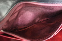 Load image into Gallery viewer, CHANEL Matelasse chain shoulder bag Lambskin Black/Gold hadware Shoulder bag 700120093