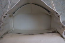 Load image into Gallery viewer, HERMES KELLY 28 Clemence leather White □I Engraving Shoulder bag 700080133