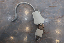 Load image into Gallery viewer, HERMES KELLY 28 Clemence leather White □I Engraving Shoulder bag 700080133