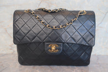 Load image into Gallery viewer, CHANEL Matelasse double flap double chain shoulder bag LambskinBlack/Gold hadware Shoulder bag 700120091