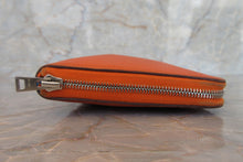 Load image into Gallery viewer, HERMES  Azapp Long Silkin Epsom leather/Silk Orange poppy X Engraving Wallet 700030244