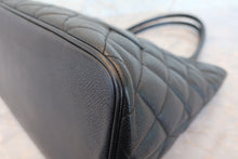 Load image into Gallery viewer, CHANEL Medallion Tote Caviar skin Black/Gold hadware Tote bag 700040134