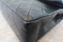 Load image into Gallery viewer, CHANEL Matelasse double flap double chain shoulder bag LambskinBlack/Gold hadware Shoulder bag 700120091