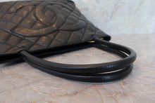 Load image into Gallery viewer, CHANEL Medallion Tote Caviar skin Black/Gold hadware Tote bag 700040134