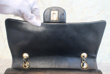 Load image into Gallery viewer, CHANEL Matelasse double flap double chain shoulder bag LambskinBlack/Gold hadware Shoulder bag 700120091