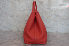 将图片加载到图库查看器,HERMES GARDEN PARTY PM Country leather Sanguine □Q刻印 Tote bag 800070051