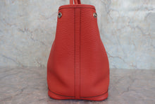 将图片加载到图库查看器,HERMES GARDEN PARTY PM Country leather Sanguine □Q刻印 Tote bag 800070051