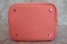 Load image into Gallery viewer, HERMES PICOTIN LOCK MM Clemence leather Crevette □Q Engraving Hand bag 700090199