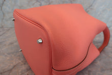 Load image into Gallery viewer, HERMES PICOTIN LOCK MM Clemence leather Crevette □Q Engraving Hand bag 700090199