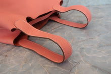 Load image into Gallery viewer, HERMES PICOTIN LOCK MM Clemence leather Crevette □Q Engraving Hand bag 700090199