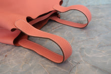 Load image into Gallery viewer, HERMES PICOTIN LOCK MM Clemence leather Crevette □Q Engraving Hand bag 700090199