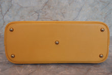 画像をギャラリービューアに読み込む, HERMES/エルメス ボリード35 クシュベル ジョーヌ 〇Z刻印 ショルダーバッグ 700080128