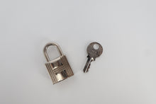 Load image into Gallery viewer, HERMES PICOTIN LOCK MM Clemence leather Gold □R Engraving Hand bag 800100030