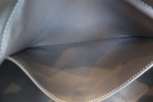 Load image into Gallery viewer, HERMES/BOLIDE 31 Clemence leather Etoupe gray □R Engraving Shoulder bag 800020263