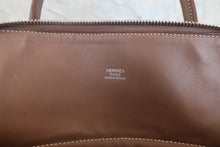 Load image into Gallery viewer, HERMES/BOLIDE 31 Clemence leather Etoupe gray □R Engraving Shoulder bag 800020263