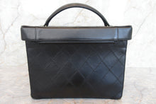 画像をギャラリービューアに読み込む, CHANEL/シャネル ビコローレバニティ ラムスキン ブラック/ゴールド金具 バニティ 700040114