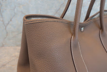 画像をギャラリービューアに読み込む, HERMES/エルメス ガーデンパーティPM ネゴンダ エトゥープ □O刻印 トートバッグ 800010077