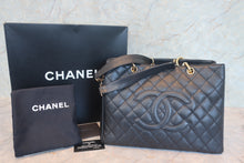 Load image into Gallery viewer, CHANEL GST Tote bag Lambskin Black/Gold hadware Tote bag 700120077