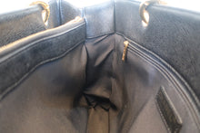 Load image into Gallery viewer, CHANEL GST Tote bag Lambskin Black/Gold hadware Tote bag 700120077