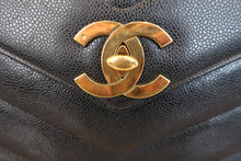 画像をギャラリービューアに読み込む, CHANEL/シャネル Vステッチチェーンショルダーバッグ キャビアスキン ブラック/ゴールド金具 ショルダーバッグ 800020273