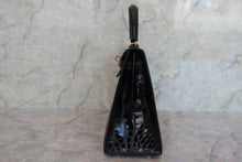 Load image into Gallery viewer, HERMES KELLY 25 Crocodile Alligator Black □B Engraving Shoulder bag 600040130