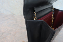 画像をギャラリービューアに読み込む, CHANEL/シャネル マトラッセプッシュロックチェーンショルダーバッグ ラムスキン ブラック/ゴールド金具 ショルダーバッグ 800060220