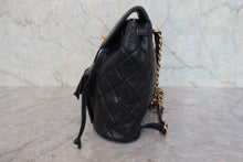 將圖片載入圖庫檢視器 CHANEL/シャネル マトラッセチェーンリュック ラムスキン ブラック/ゴールド金具 リュック 800020257