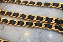 將圖片載入圖庫檢視器 CHANEL/シャネル マトラッセチェーンリュック ラムスキン ブラック/ゴールド金具 リュック 700090222