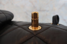 將圖片載入圖庫檢視器 CHANEL/シャネル マトラッセチェーンリュック ラムスキン ブラック/ゴールド金具 リュック 800020257