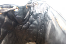 將圖片載入圖庫檢視器 CHANEL/シャネル マトラッセチェーンリュック ラムスキン ブラック/ゴールド金具 リュック 700090222