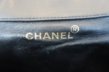 將圖片載入圖庫檢視器 CHANEL/シャネル マトラッセチェーンリュック ラムスキン ブラック/ゴールド金具 リュック 800020257